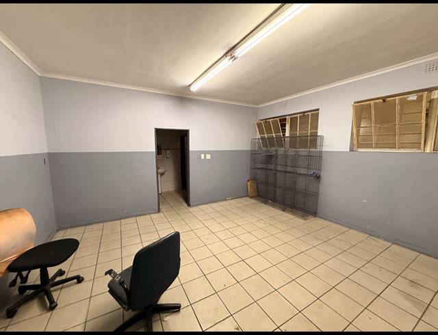 4,527M² WAREHOUSE TO LET IN BEACONVALE